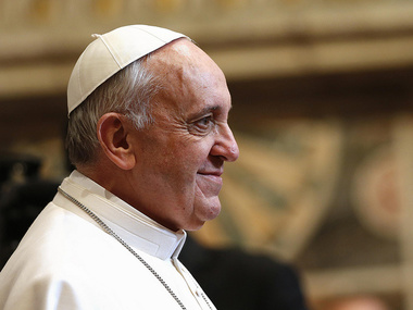 Папа Римский во время пасхальной проповеди призвал молиться за мир в Украине