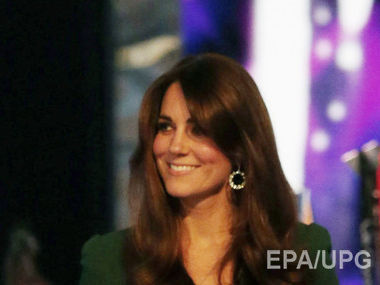 Бренд Dolce&Gabbana выпустил в массовую продажу модель платья Кейт Миддлтон