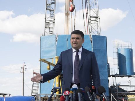 Гройсман: Тимошенко к победе в Стокгольме имеет такое же отношение, как Янукович – к победе Революции достоинства