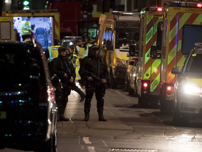 Унаслідок теракту на мосту в Лондоні загинуло шість осіб, щонайменше 30 постраждали – поліція