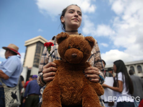 Врачей в Саратовской области обязали сообщать о случаях потери девственности девочек до 16 лет