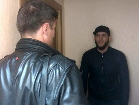 Боец ММА Амриев сбежал от полицейских, пытавшихся вывезти его в Чечню