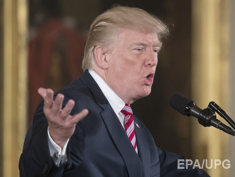 Трамп: Фейковые СМИ пытаются заставить меня не использовать социальные сети