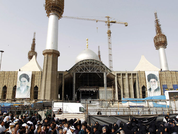﻿У Тегерані стався вибух і було чути стрілянину в мавзолеї аятоли Хомейні – ЗМІ