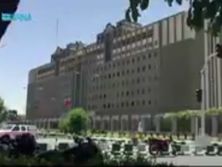 В здании парламента Ирана слышна стрельба. Видео