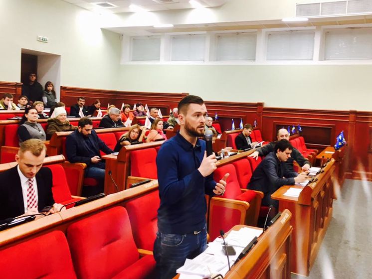 ﻿Рішення суду, що зобов'язує Київраду скасувати заборону на нічну торгівлю алкоголем, не може бути виконане – депутат