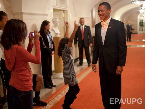 Мишель Обама рассказала, что ее муж восемь лет носил один и тот же смокинг