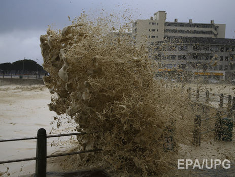 В Южной Африке бушует мощный шторм, есть жертвы. Фоторепортаж