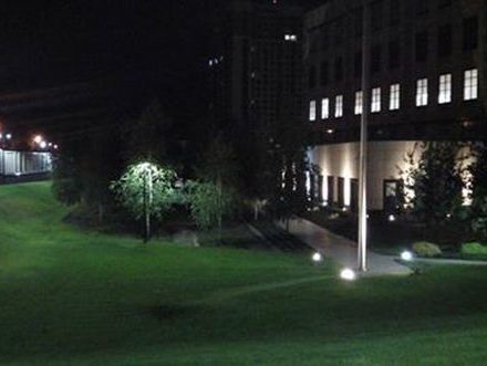 Посольство США не намерено прекращать работу из-за взрыва