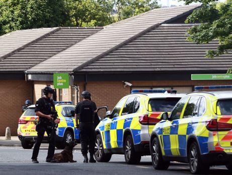 В Ньюкасле вооруженный ножом человек взял в заложники сотрудников центра по трудоустройству