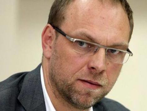 Принцип "бери или плати" в газовом контракте с Россией был отменен еще в 2011 году – Власенко