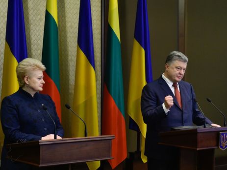 Порошенко: Санкции – это способ удержать Россию за столом переговоров