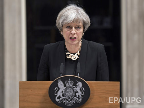 В новом правительстве Британии сохранили посты пять министров 