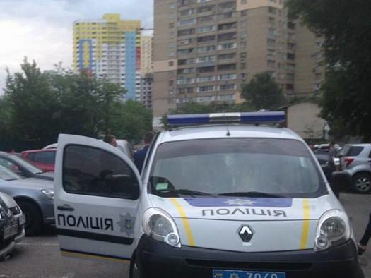 ﻿У Києві у двір приватного будинку кинули гранату