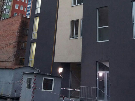 В Харькове из гранатомета обстреляли недострой офисного центра