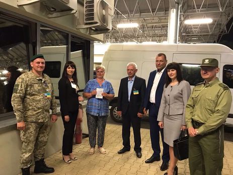 Украинцев на границе со странами ЕС встречают консулы – МИД Украины