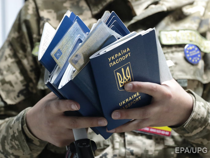 ﻿Казанський: У "ДНР" упали скріпи. Множаться групи, що пропонують за хабар оформити українські біометричні паспорти