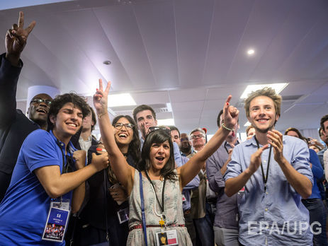 Партия Макрона выиграла первый тур парламентских выборов