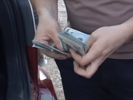 ﻿У Дніпрі СБУ затримала на хабарі працівника Національної поліції