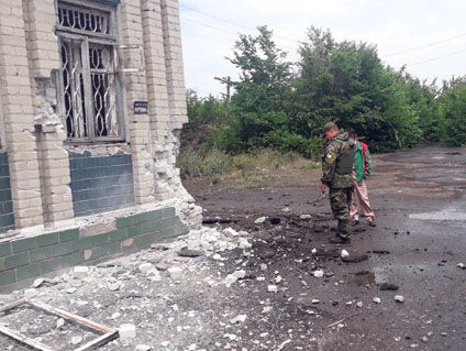 В Ольгинці Донецької області під час обстрілу бойовиків пошкоджено житлові будинки – військові