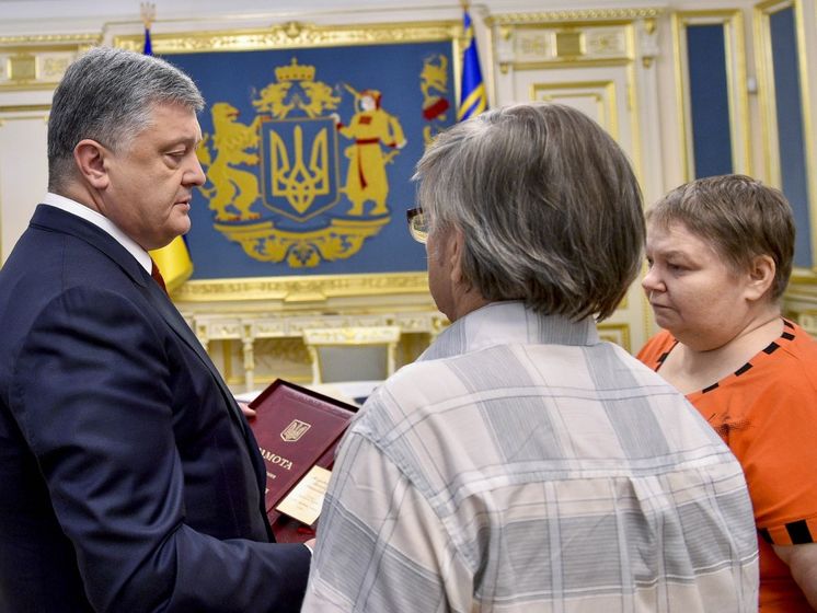 ﻿Порошенко надав загиблому на Євромайдані білорусу Жизневському звання Героя України посмертно