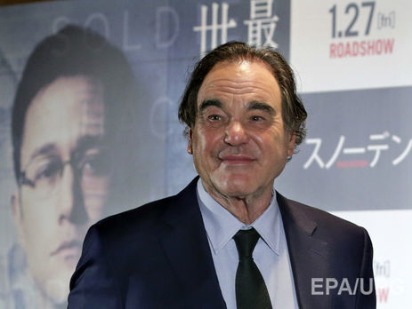 Во время интервью с Путиным Стоун увидел у него на столе свою книгу