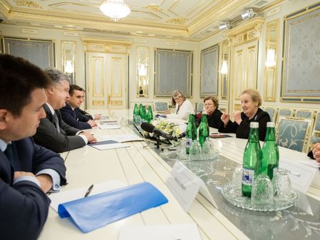 Порошенко выразил благодарность американской стороне за последовательную поддержку Украины