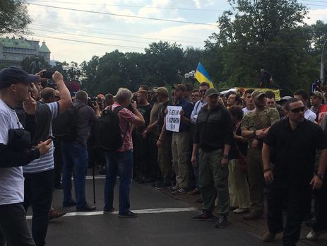 Націоналісти заявили, що заблокували столичний парк Шевченка в ніч на 18 червня