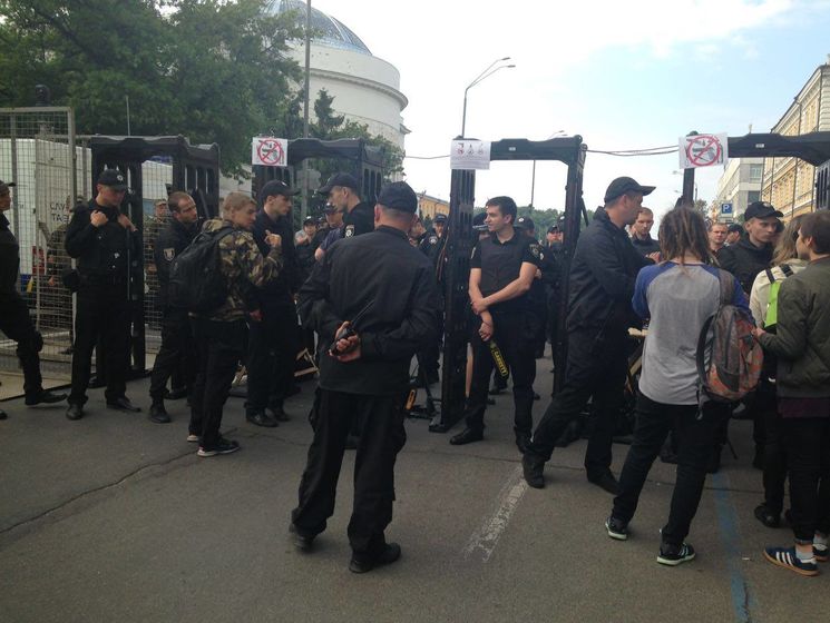 ﻿Під час Маршу рівності в Києві відбулися сутички з поліцією