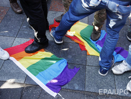 В Киеве избили двух представителей ЛГБТ после Марша равенства – оргкомитет