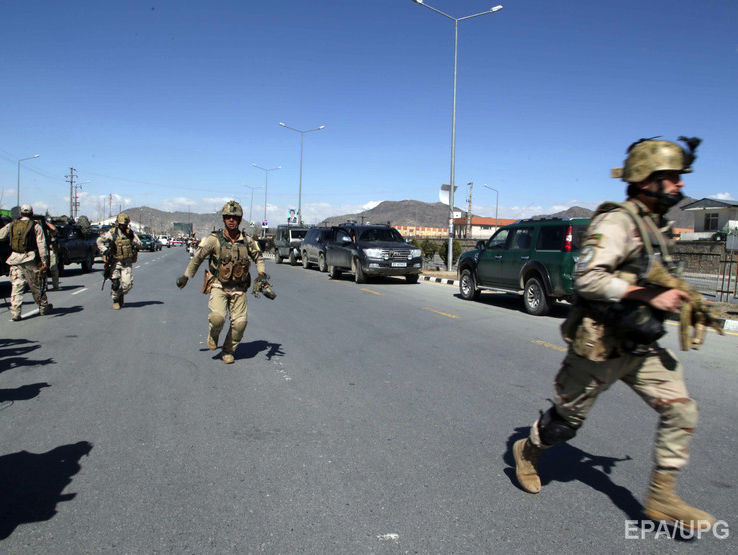 ﻿В Афганістані таліби напали на штаб-квартиру поліції, є вбиті й поранені