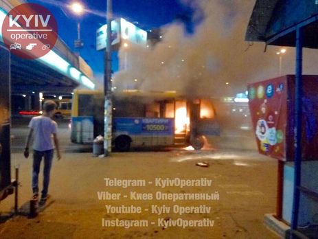 В районе метро 