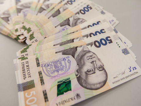 В Ужгороде злоумышленник с ножом отобрал сумку с миллионом гривен