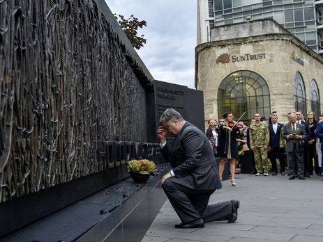 Порошенко почтил память жертв Голодомора у мемориала в Вашингтоне. Фоторепортаж