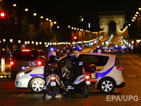 В Париже грабители напали на главу делегации 
