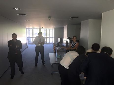 Нардеп Емец: Большинство депутатов Европейской народной партии высказались за отставку Аграмунта