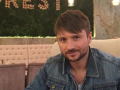 Лазарев показал свою маму