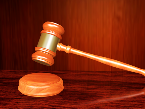 Бывший мэр российского Копейска брал взятки фаршированными осетрами, банкетами и дорогим вином