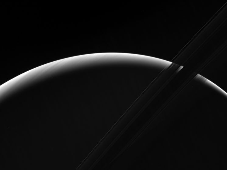 ﻿"Кассіні" сфотографував схід сонця на Сатурні