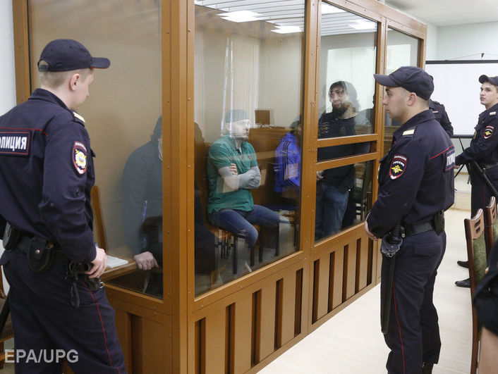 ﻿Присяжні у справі про вбивство Нємцова взяли перерву до 28 червня