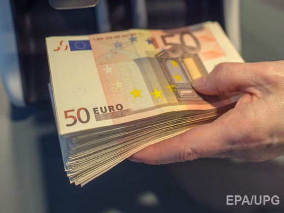 ﻿Курс гривні до євро впав до 29,41 грн/€