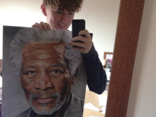 Британец нарисовал реалистичные портреты Фримана, Крэнстона, Уильямса, Спейси. Фоторепортаж 