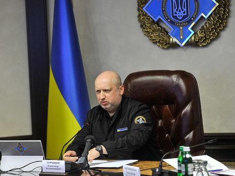 ﻿Турчинов: У нас не має бути безхатніх офіцерів, які не впевнені у своєму завтрашньому дні