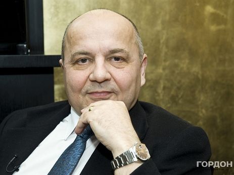 Суворов: У немцев больше причин праздновать День Победы, чем у нас