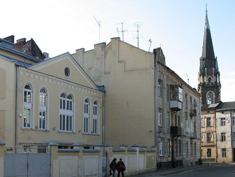 ﻿У львівську синагогу невідомі кинули 