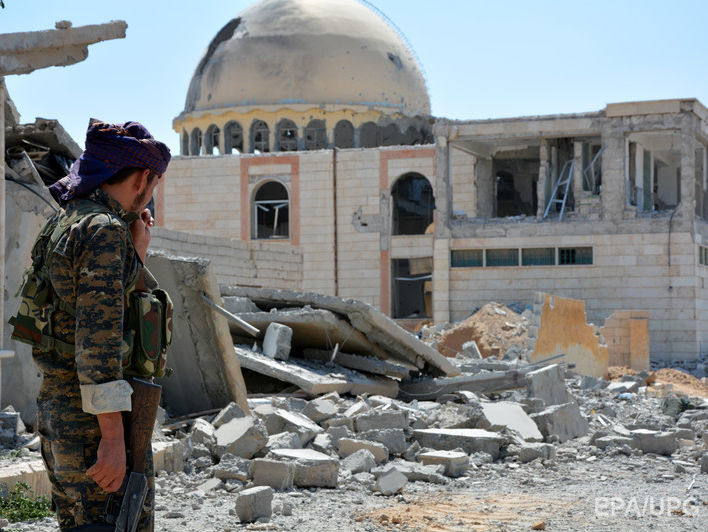 Сирийские курды прорвались в старинную часть Ракки