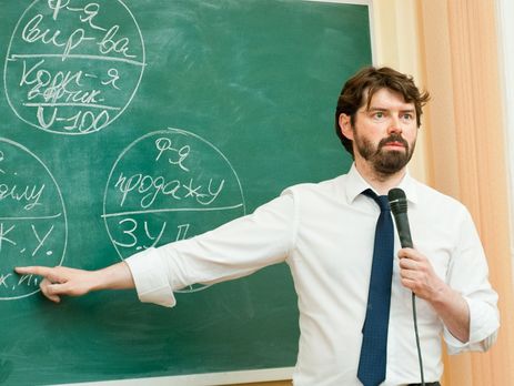 ﻿Формальне держрегулювання цін на продукти харчування завдавало лише самих проблем виробникам і продавцям – економіст Новак