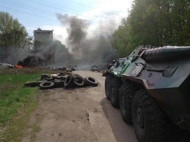 К Славянску стягивается украинская военная техника. Фоторепортаж 