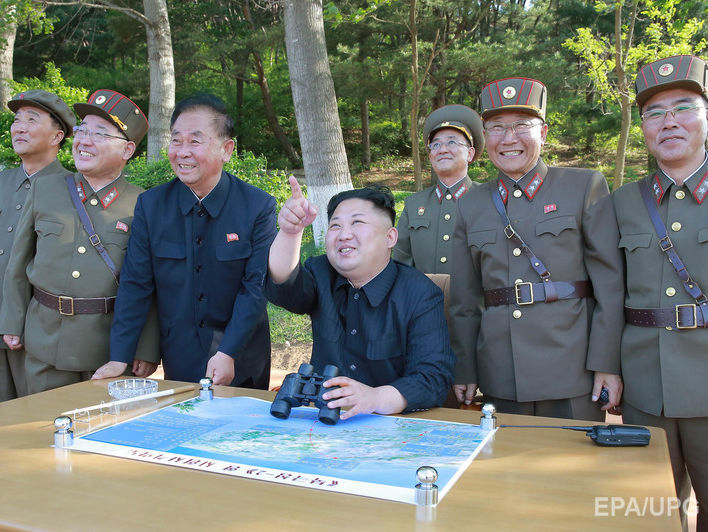 Ким Чен Ын назвал запуск баллистической ракеты "подарком американцам ко Дню независимости"
