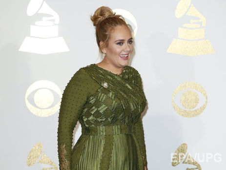 Врачи запретили Адель петь